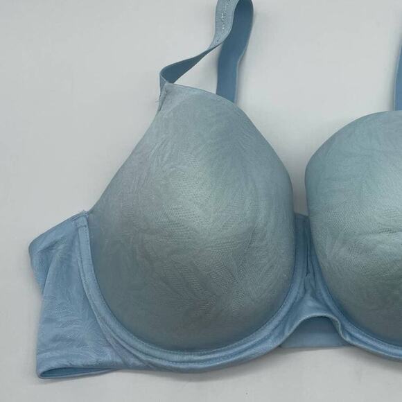 Wacoal Light Blue Bra w/ underwire - Picture 2 of 9